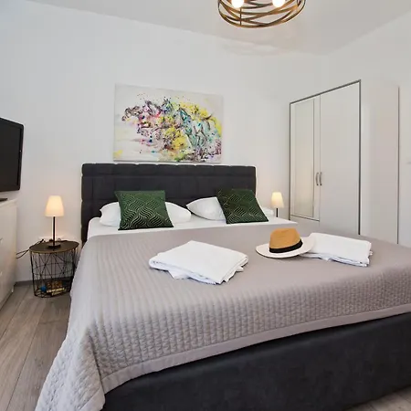 Juric Appartamento Hvar Town